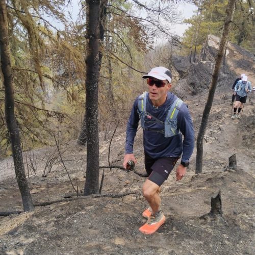 runners on the trail